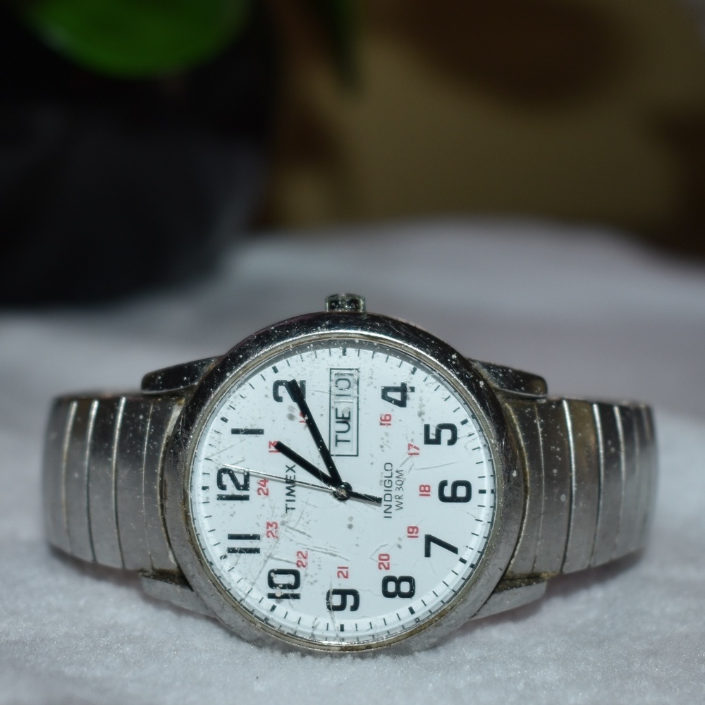 VTG SS Timex Indiglo Calendar Watch WR30 - Picture 8 of 8